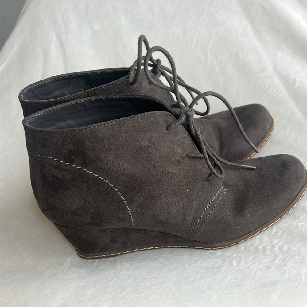 Franco Sarto Women's Suede Wedge Ankle Boots - Dark Brown Sz 7M +